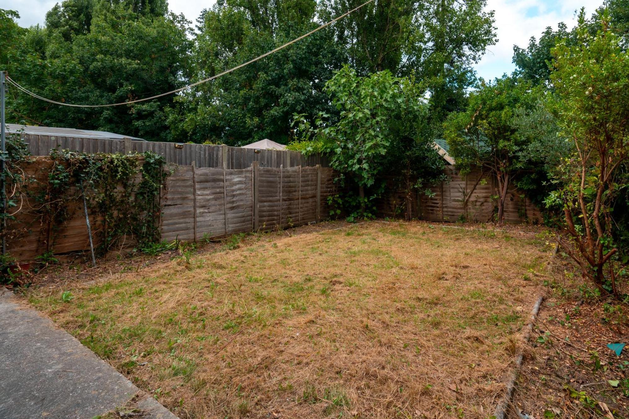 2 Bed, Wembley, Ealing, Appartement