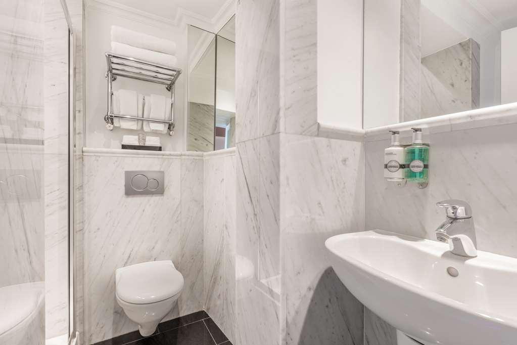 Radisson Blu Hotel, Marble Arch - Formerly Sussex 4*