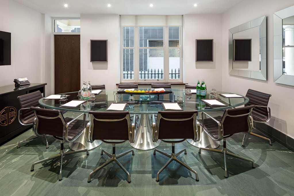 Radisson Blu Hotel, Marble Arch - Formerly Sussex Hotel London