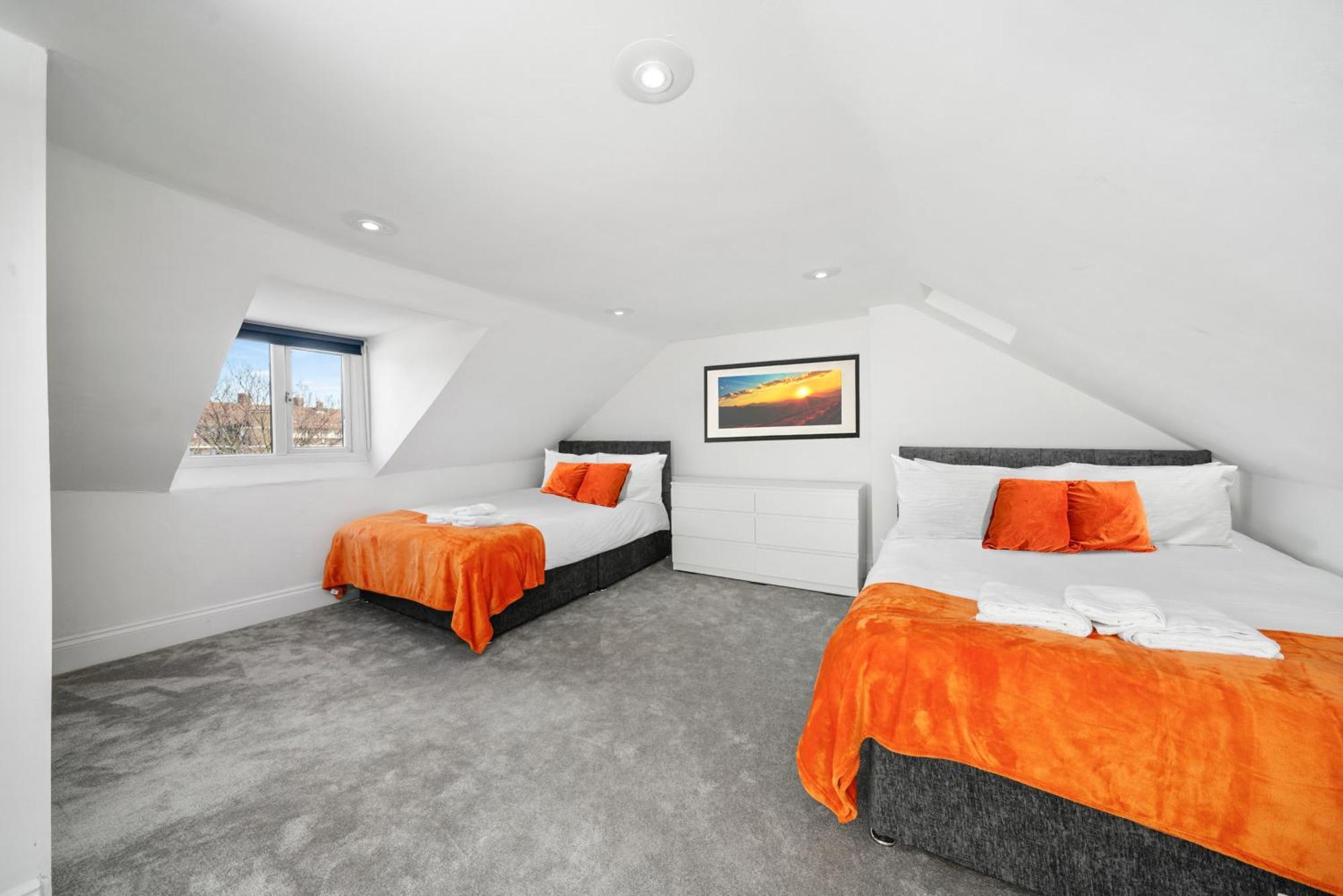 Apartment Cosy 1 & 2 Bedroom Zone 1 *