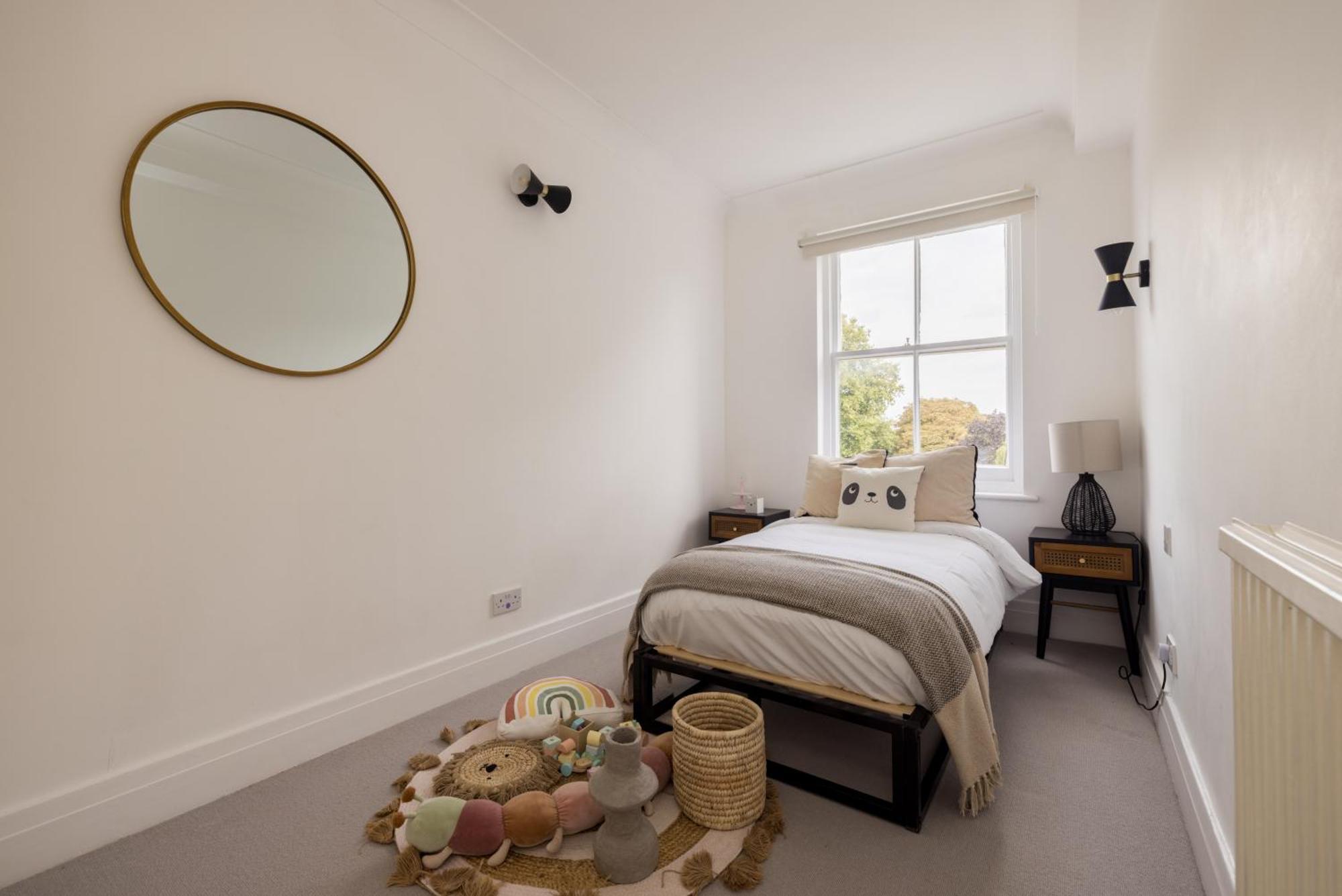 The Philbeach Gardens Place - Lovely 5bdr Flat With Terrace Apartment