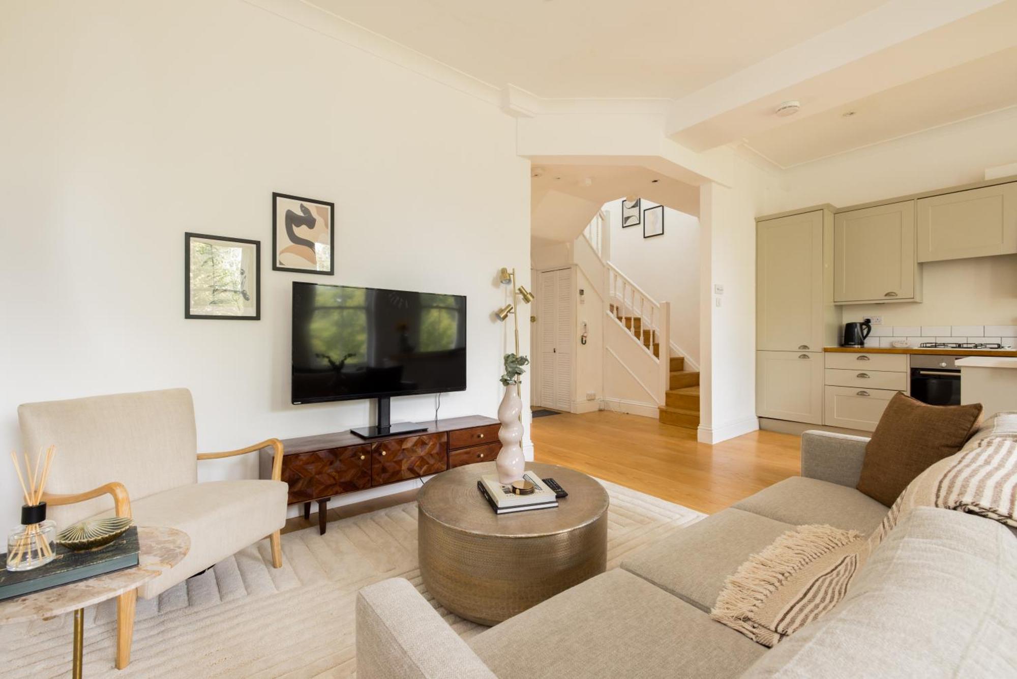 The Philbeach Gardens Place - Lovely 5bdr Flat With Terrace * London