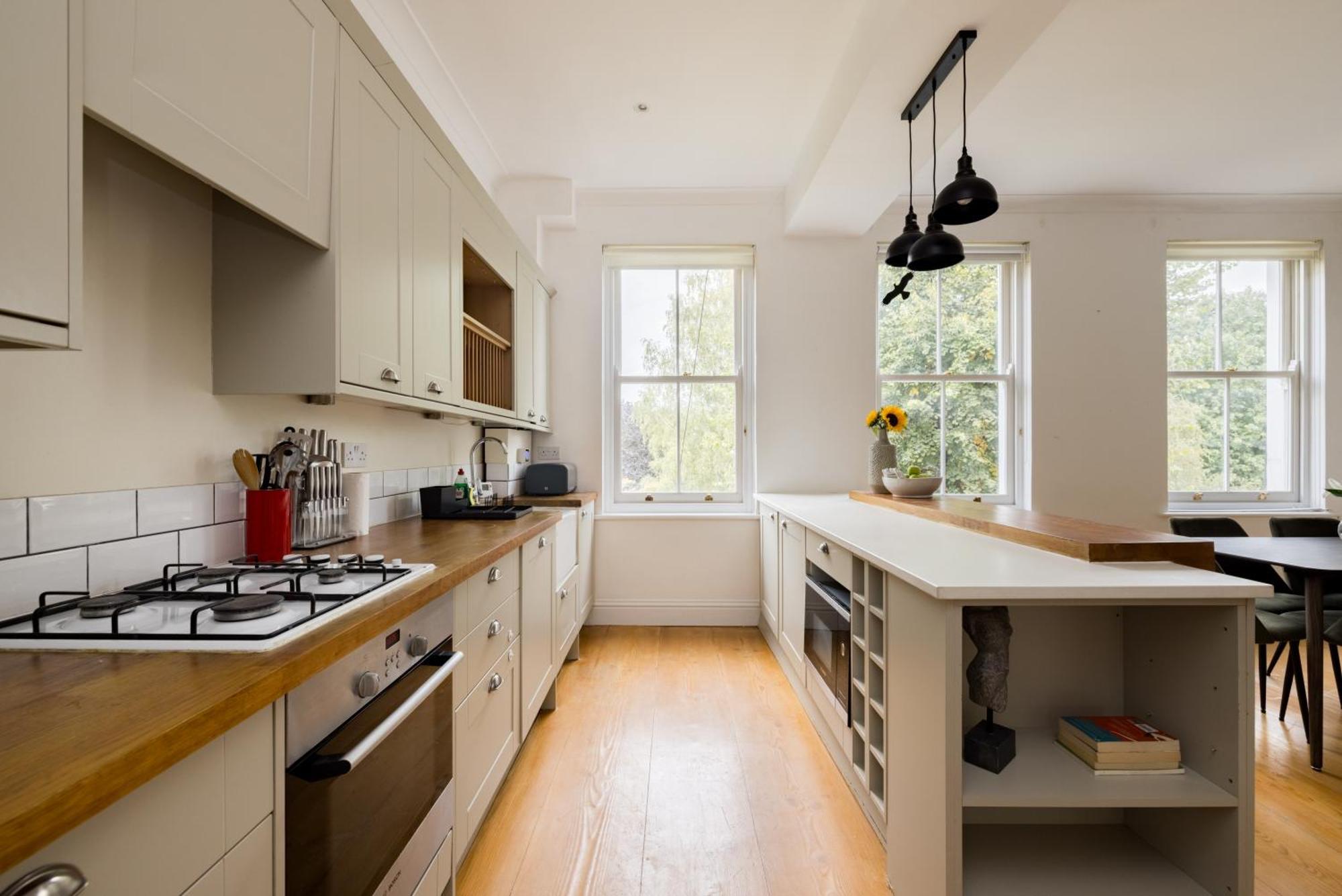 The Philbeach Gardens Place - Lovely 5bdr Flat With Terrace * London