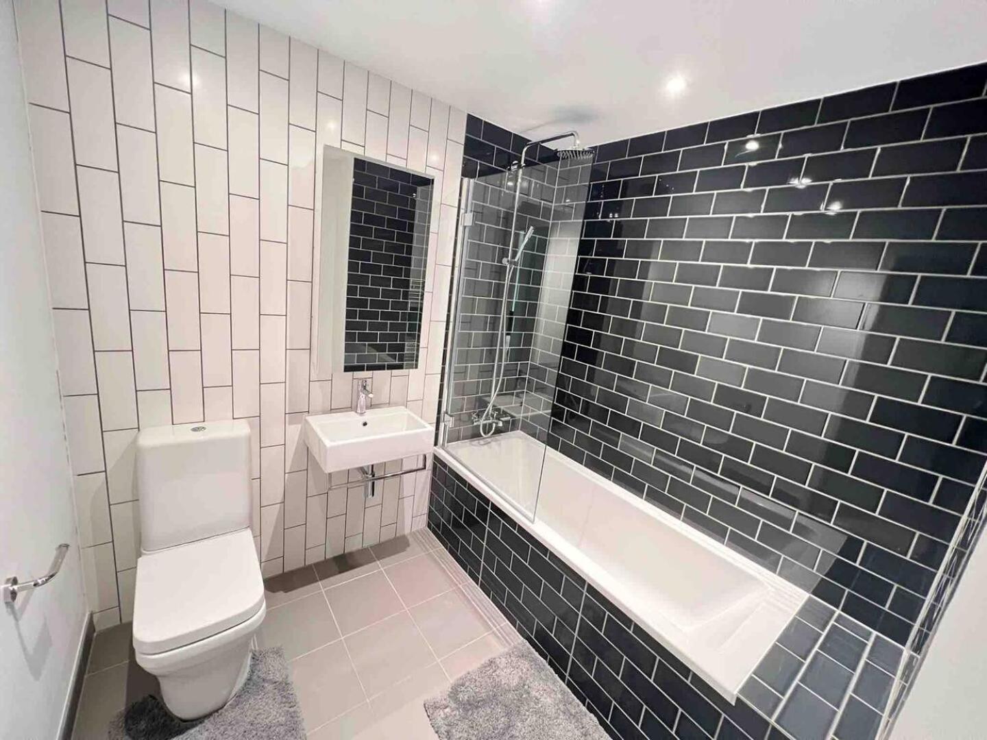 Luxe 2 Bedroom And Sofa Bed - Up To 6 Guests Londres
