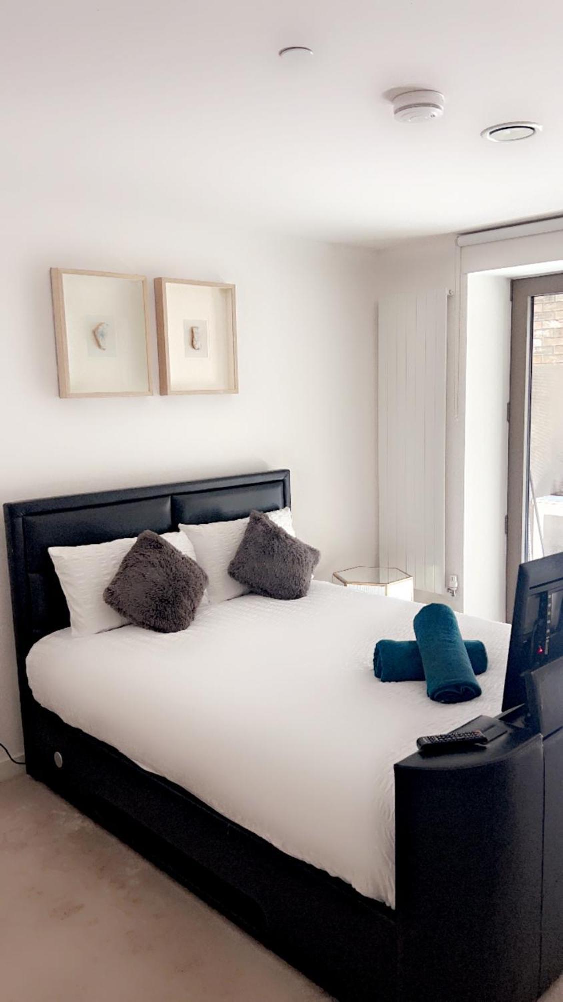 Luxe 2 Bedroom And Sofa Bed - Up To 6 Guests Apartamento Londres
