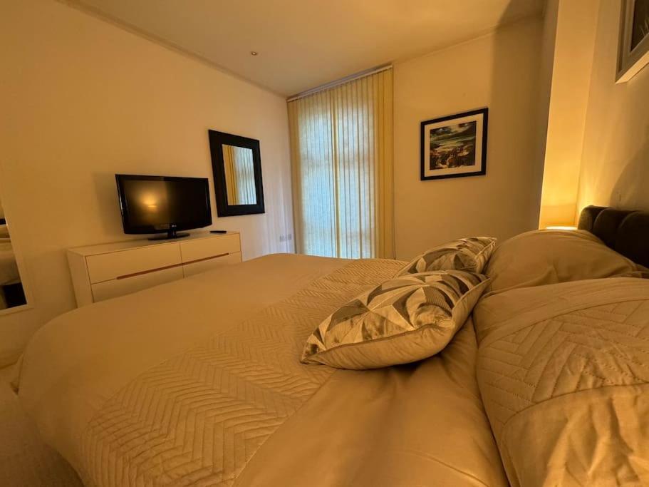 In Apartment London
