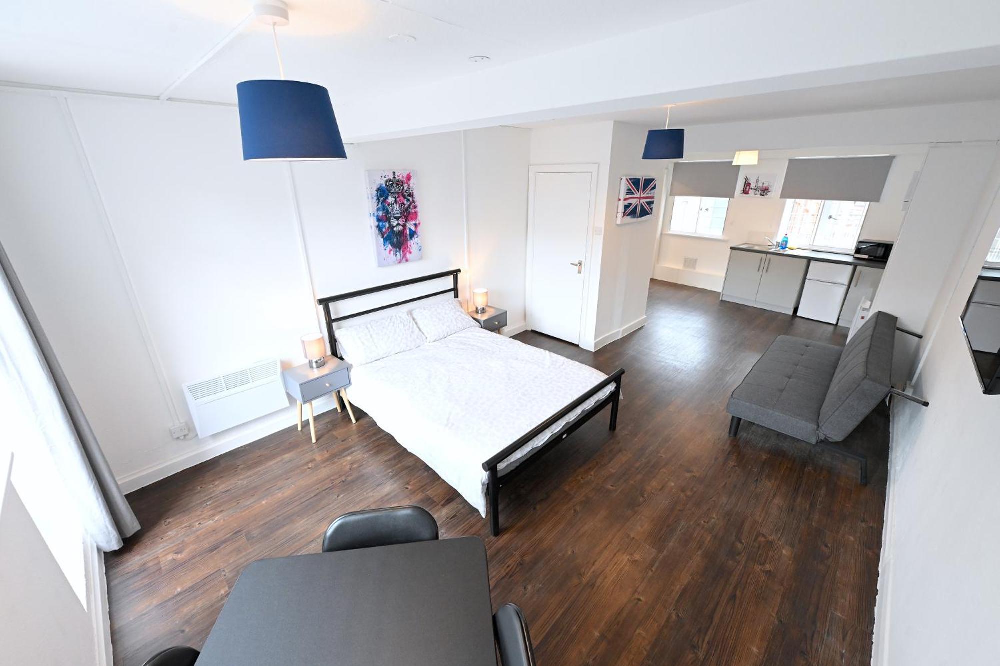 Centrally Located Flat In Leicester Square Londen