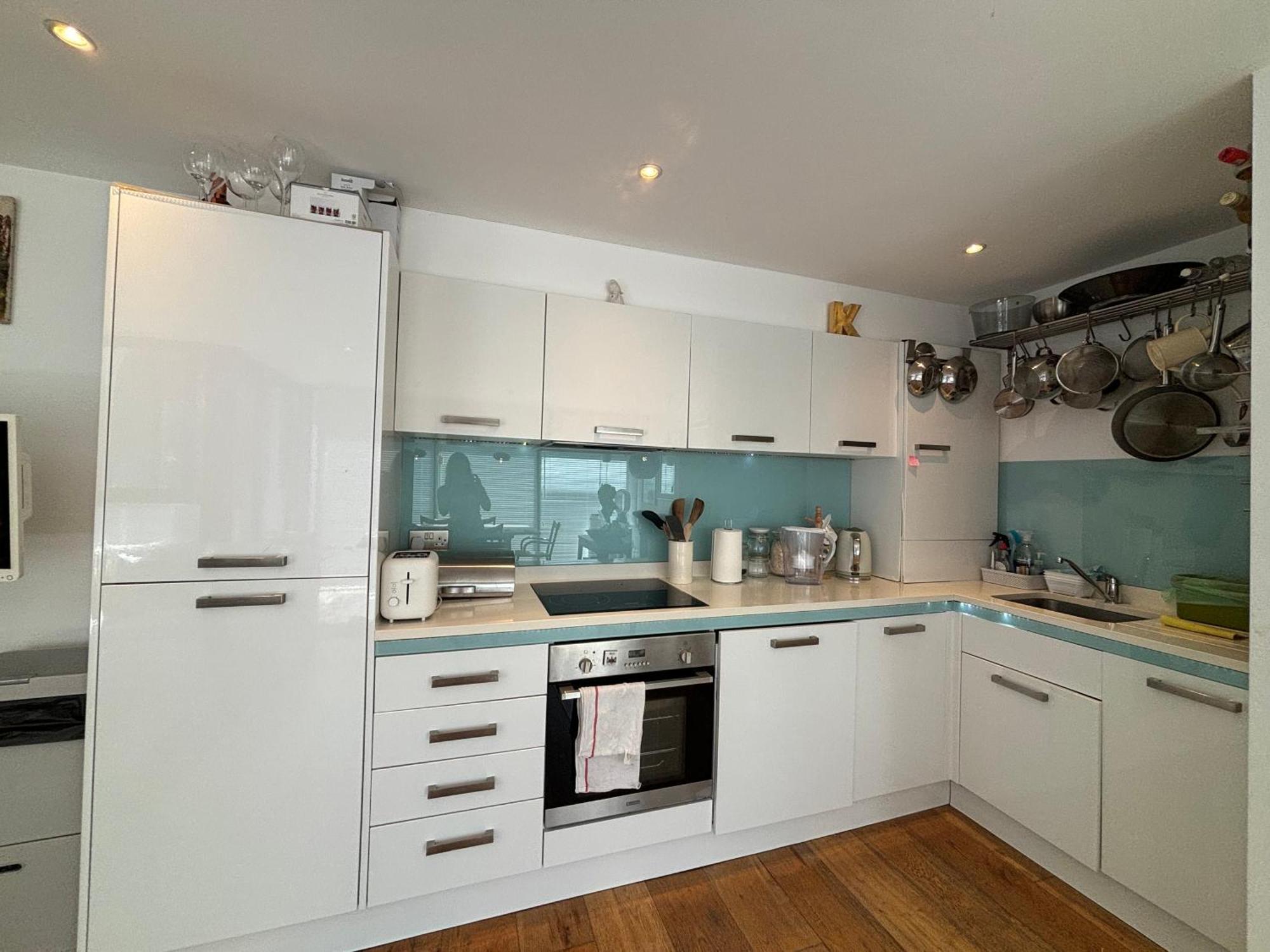 Artistic 1bd Flat In The Heart Of Hackney Apartment *
