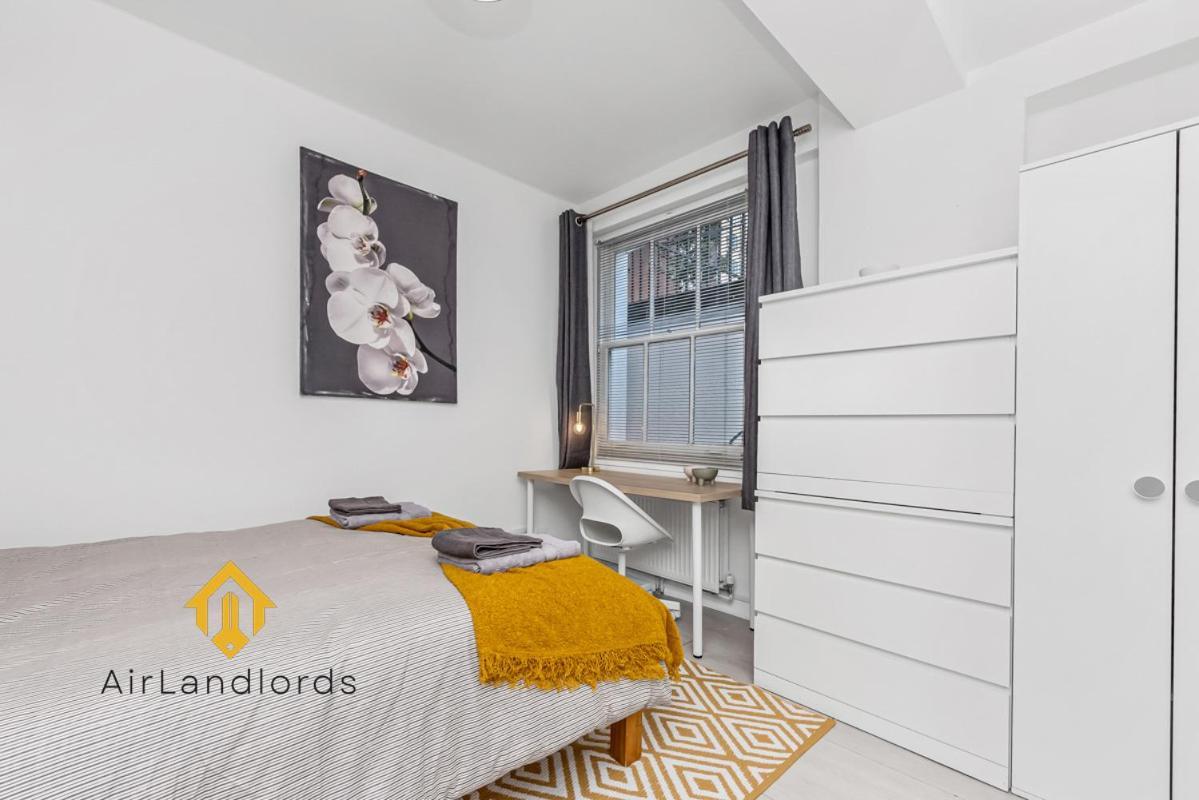 Fantastic 4 Bedroom In Russell Square * Londen