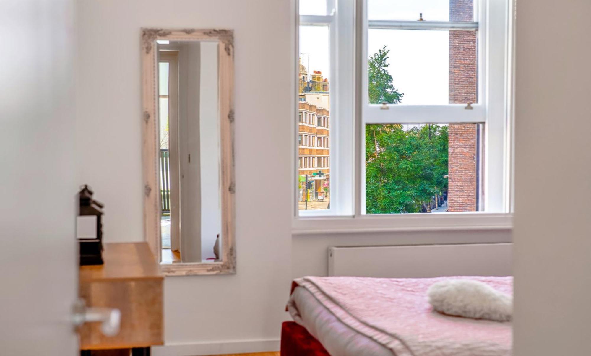 Designer Victorian Flat With Huge Terrace Leilighet *
