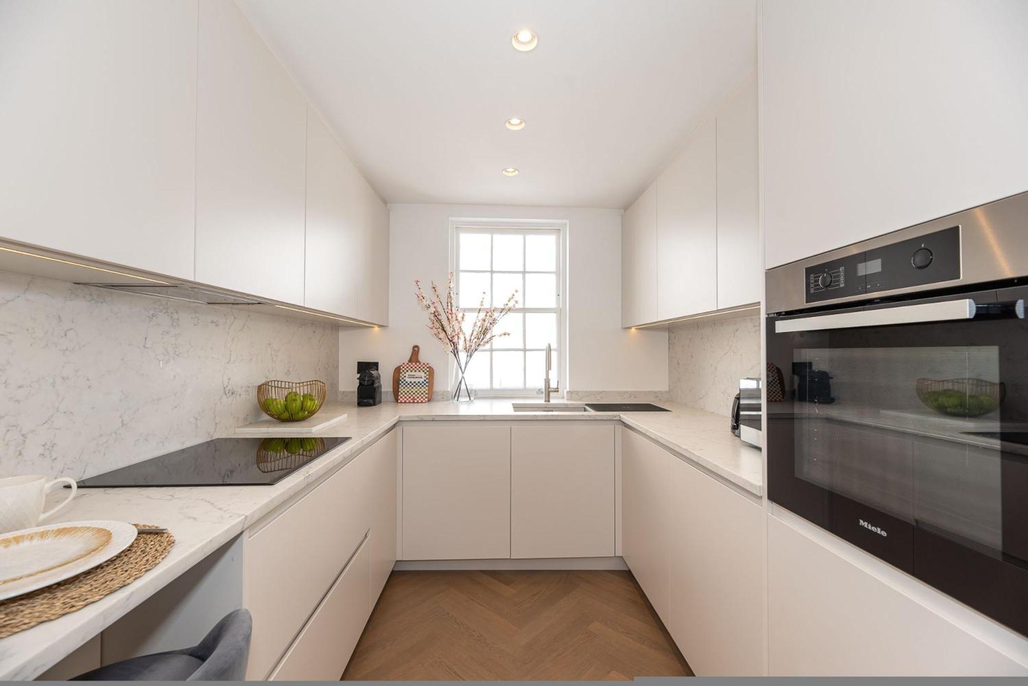 Elegant And Bright 3-bed Flat Near Sloane Square * London