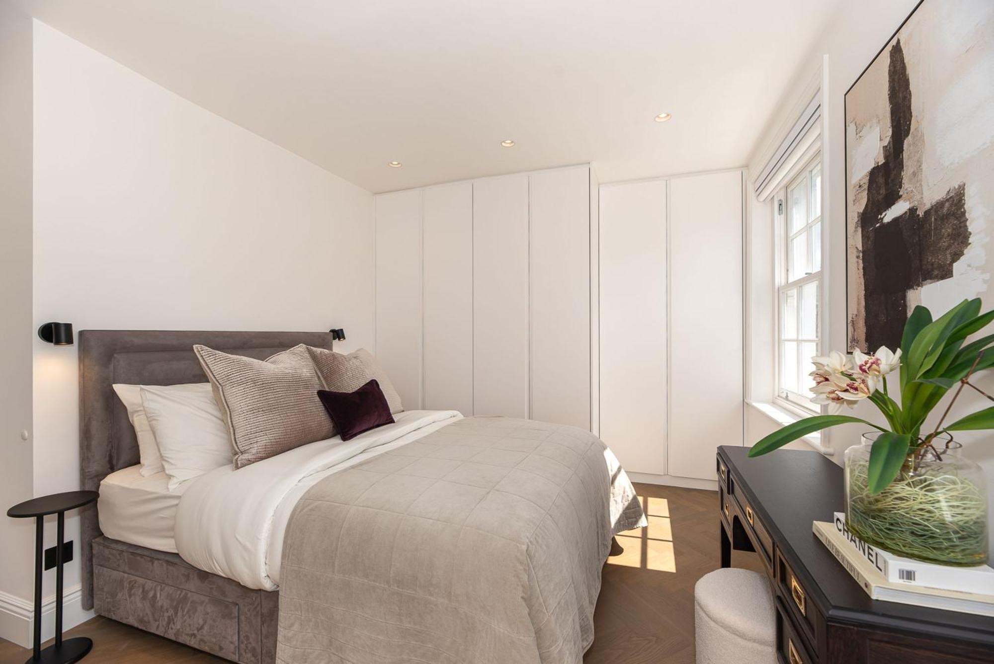 Elegant And Bright 3-bed Flat Near Sloane Square Apartment *