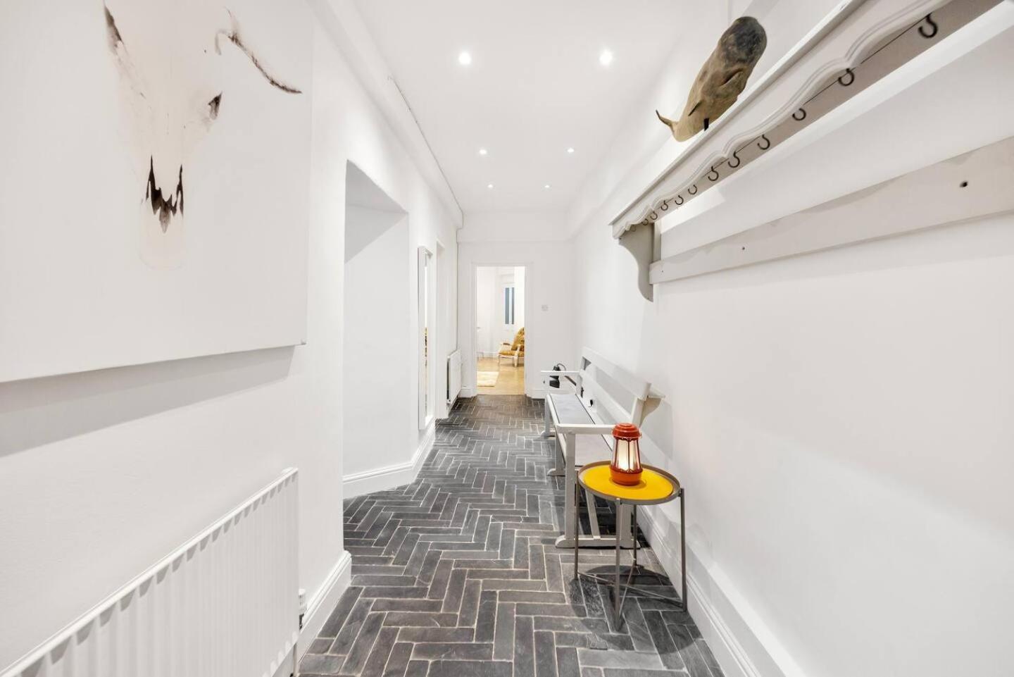 Appartement 3 Bedroom 2 Bathroom Victorian Flat In Kensington