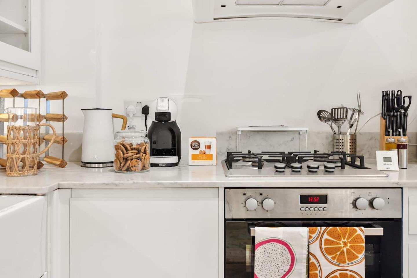 Appartement 3 Bedroom 2 Bathroom Victorian Flat In Kensington Londen