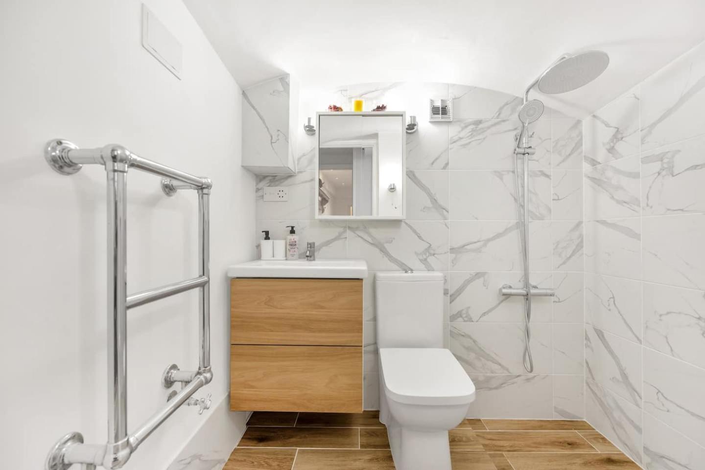 Appartement 3 Bedroom 2 Bathroom Victorian Flat In Kensington