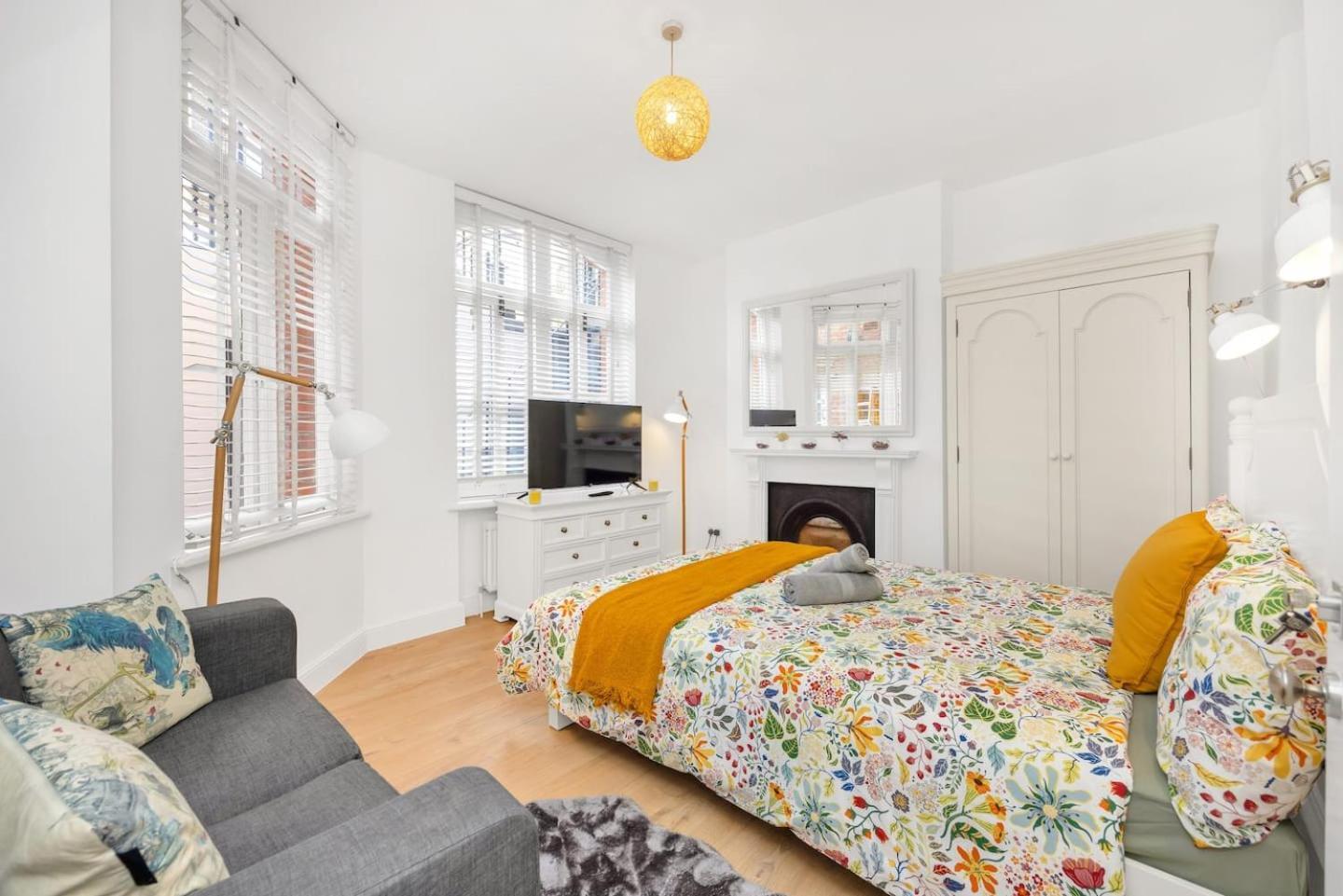 3 Bedroom 2 Bathroom Victorian Flat In Kensington Appartement