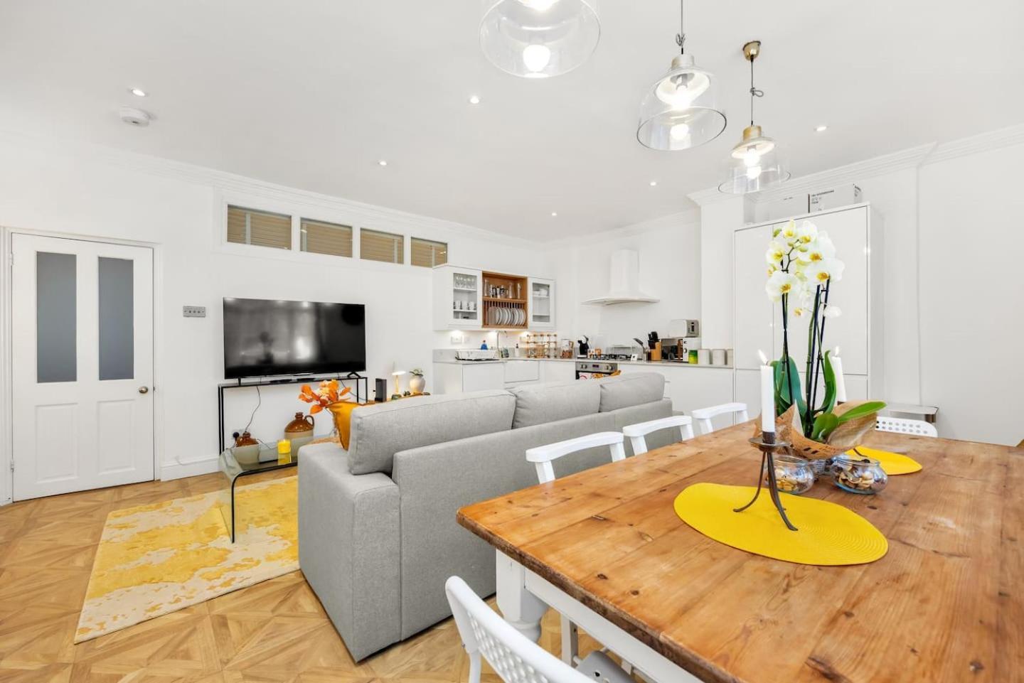 3 Bedroom 2 Bathroom Victorian Flat In Kensington Appartement *