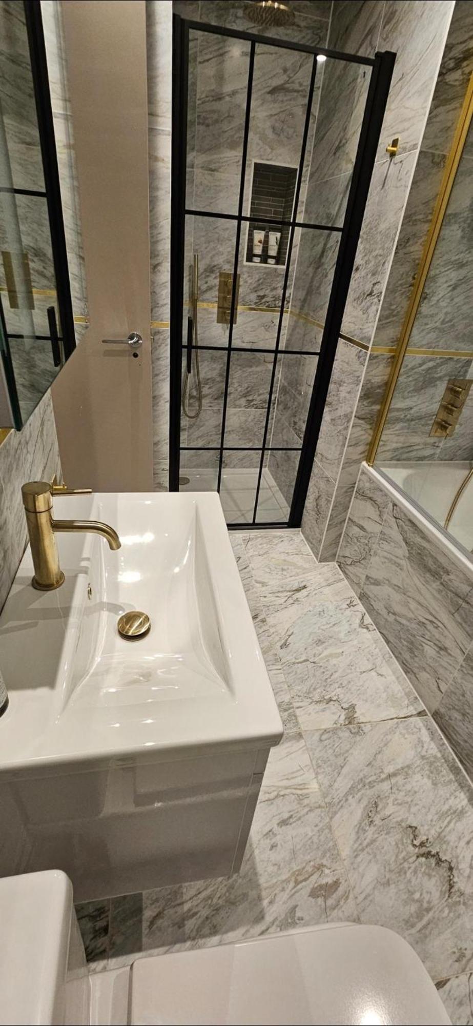 Apartment Stylish New 2 Bedroom *