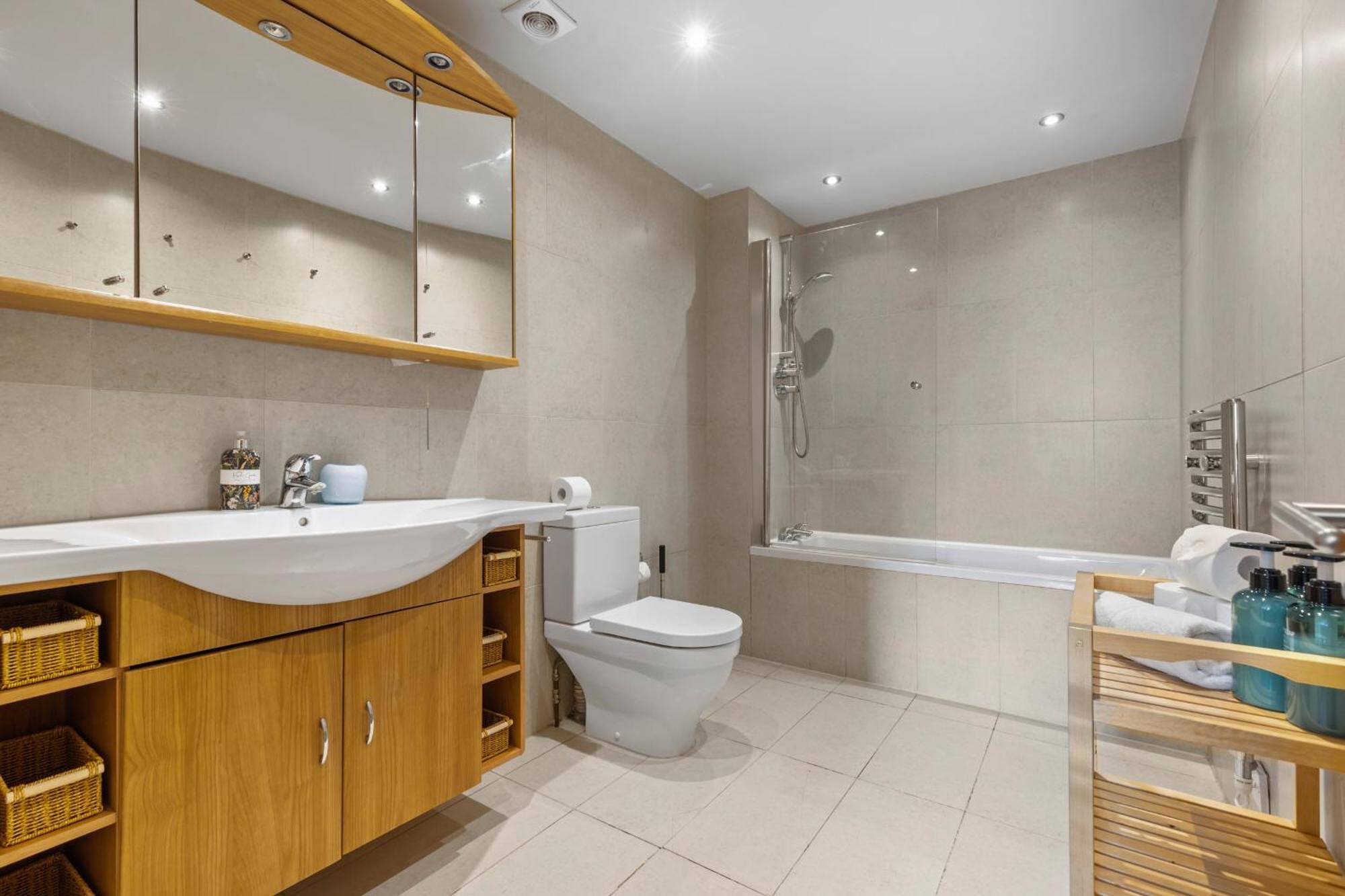 Enchanting Hideaway - La Reserve South Kensington * London
