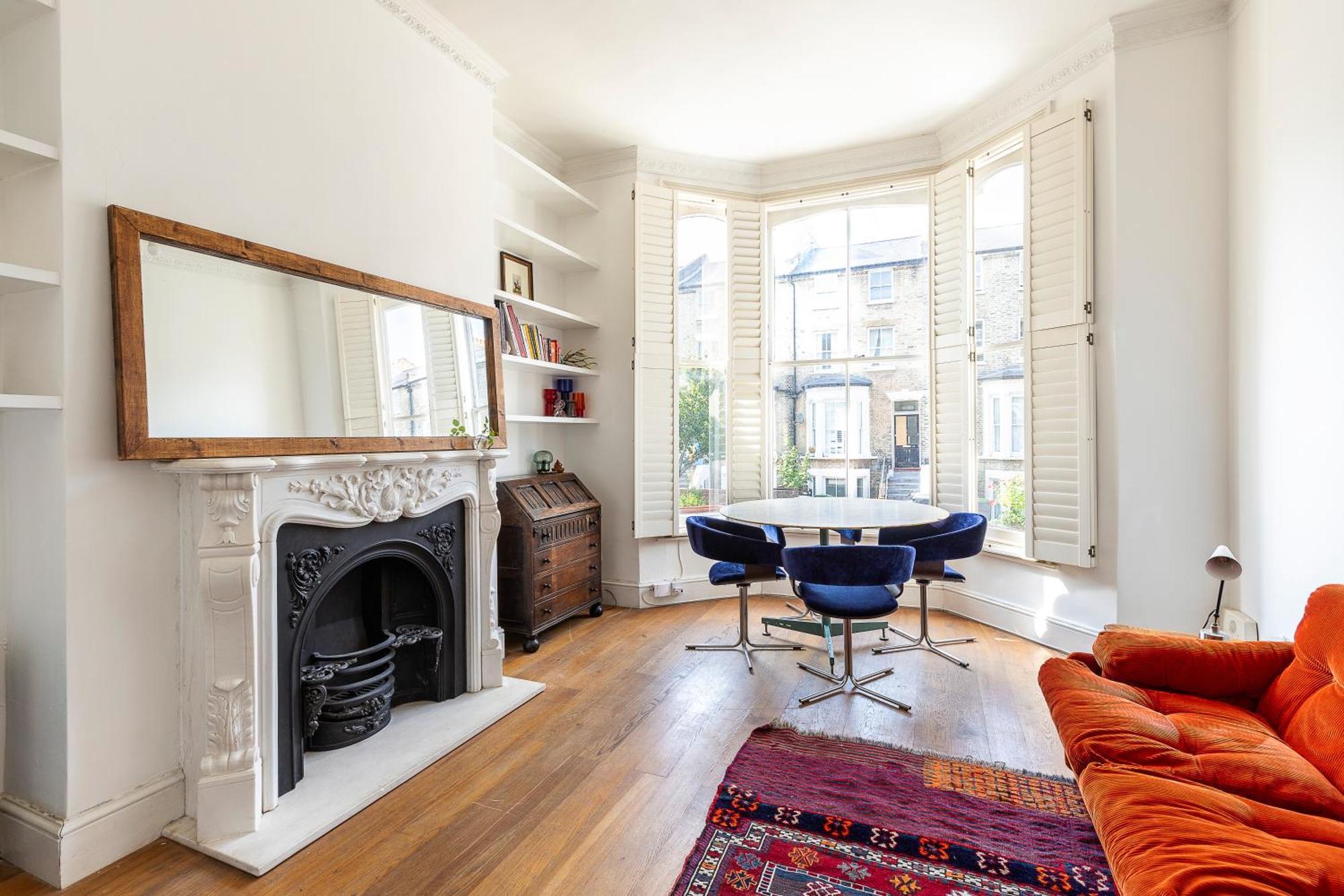 Appartement Retro Charm And Modern Comforts Londen