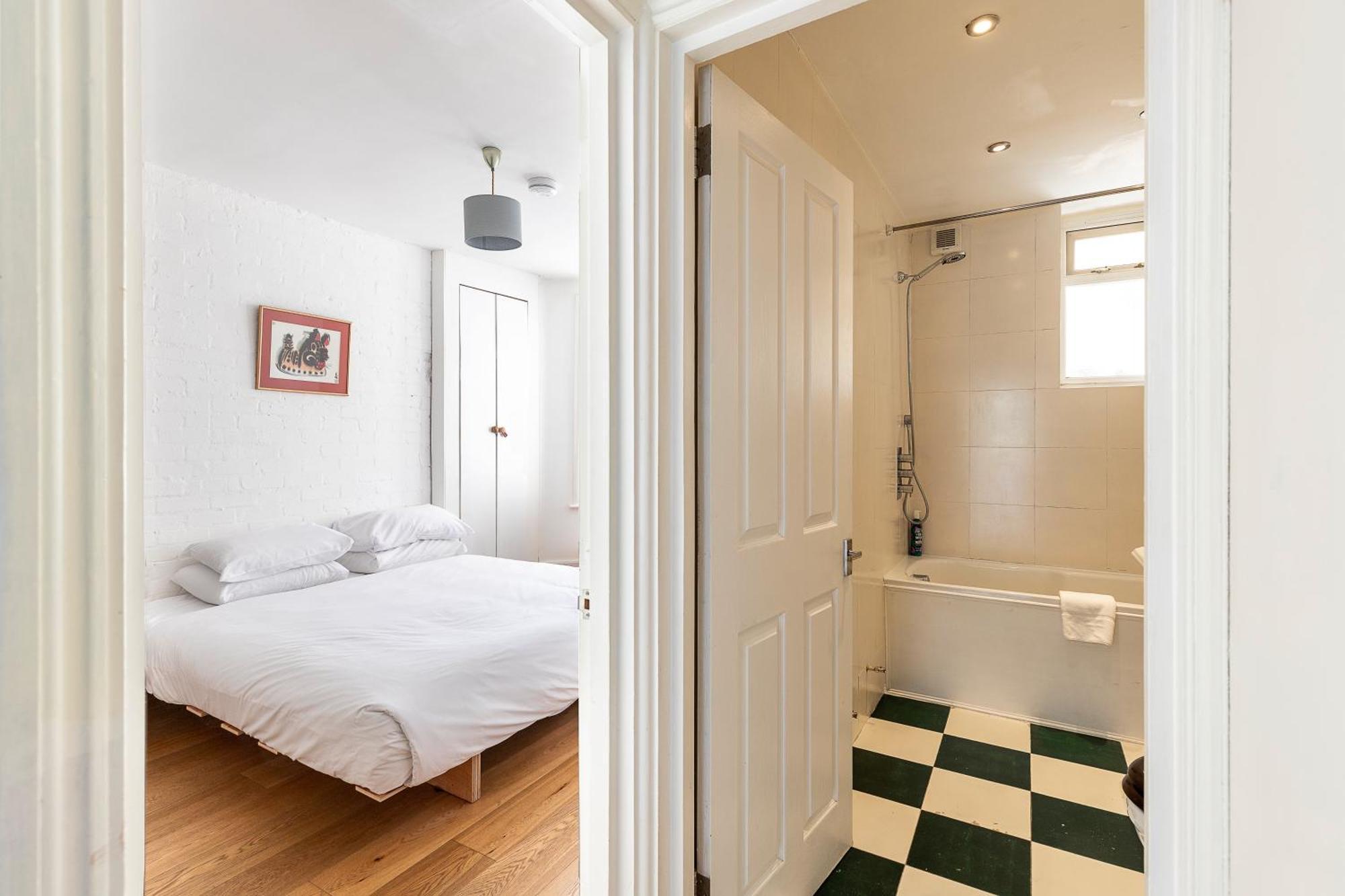 Appartement Retro Charm And Modern Comforts Londen