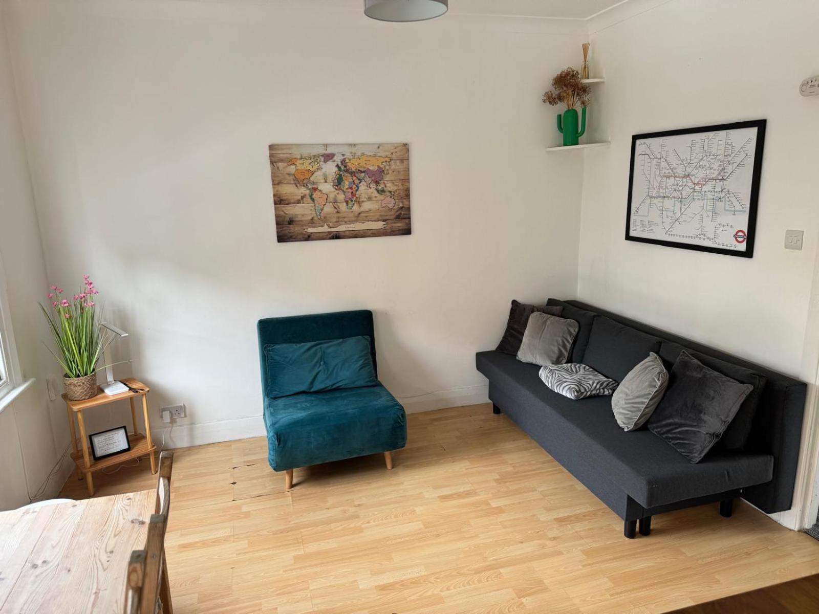 Prime Location Apartamento In Camden Town * London