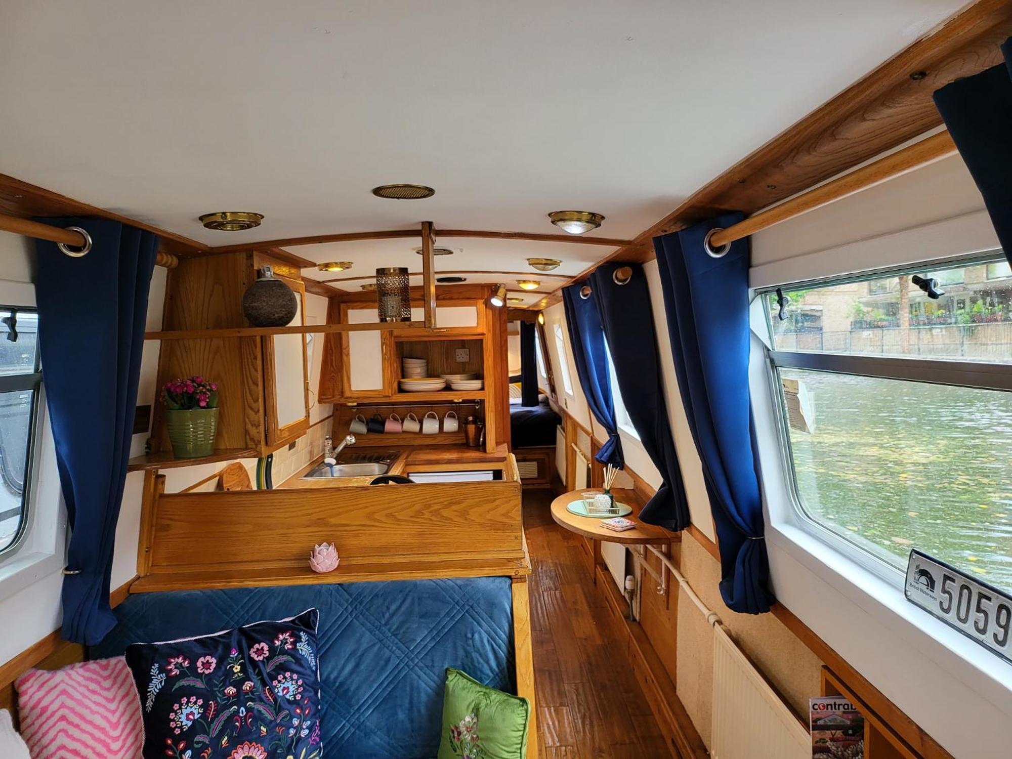 Hotel en barco Cosy Canal Boat In Little Venice For Family & Friends