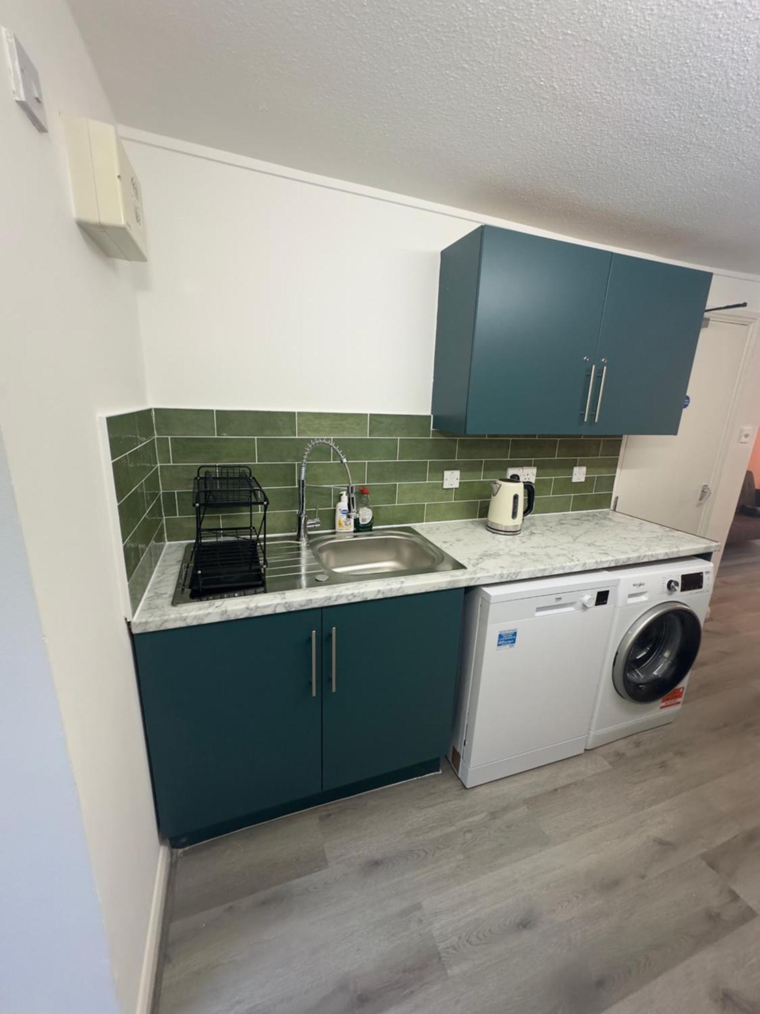 Newly Decorated 5-bed Hackney Townhouse Feriehus London