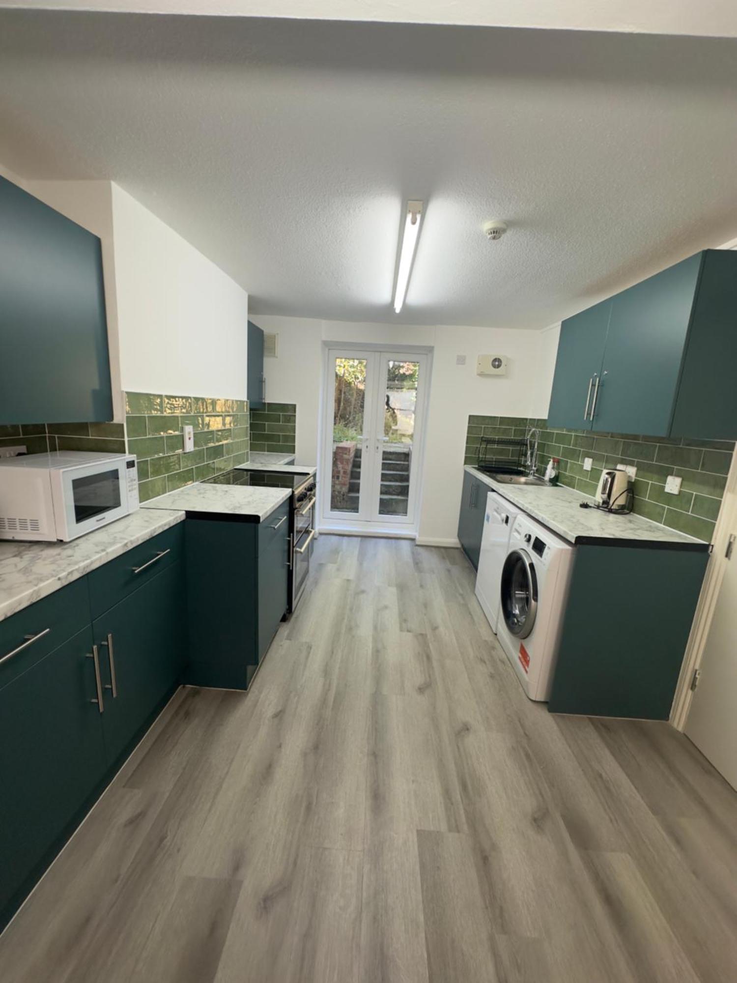 Newly Decorated 5-bed Hackney Townhouse Feriehus London