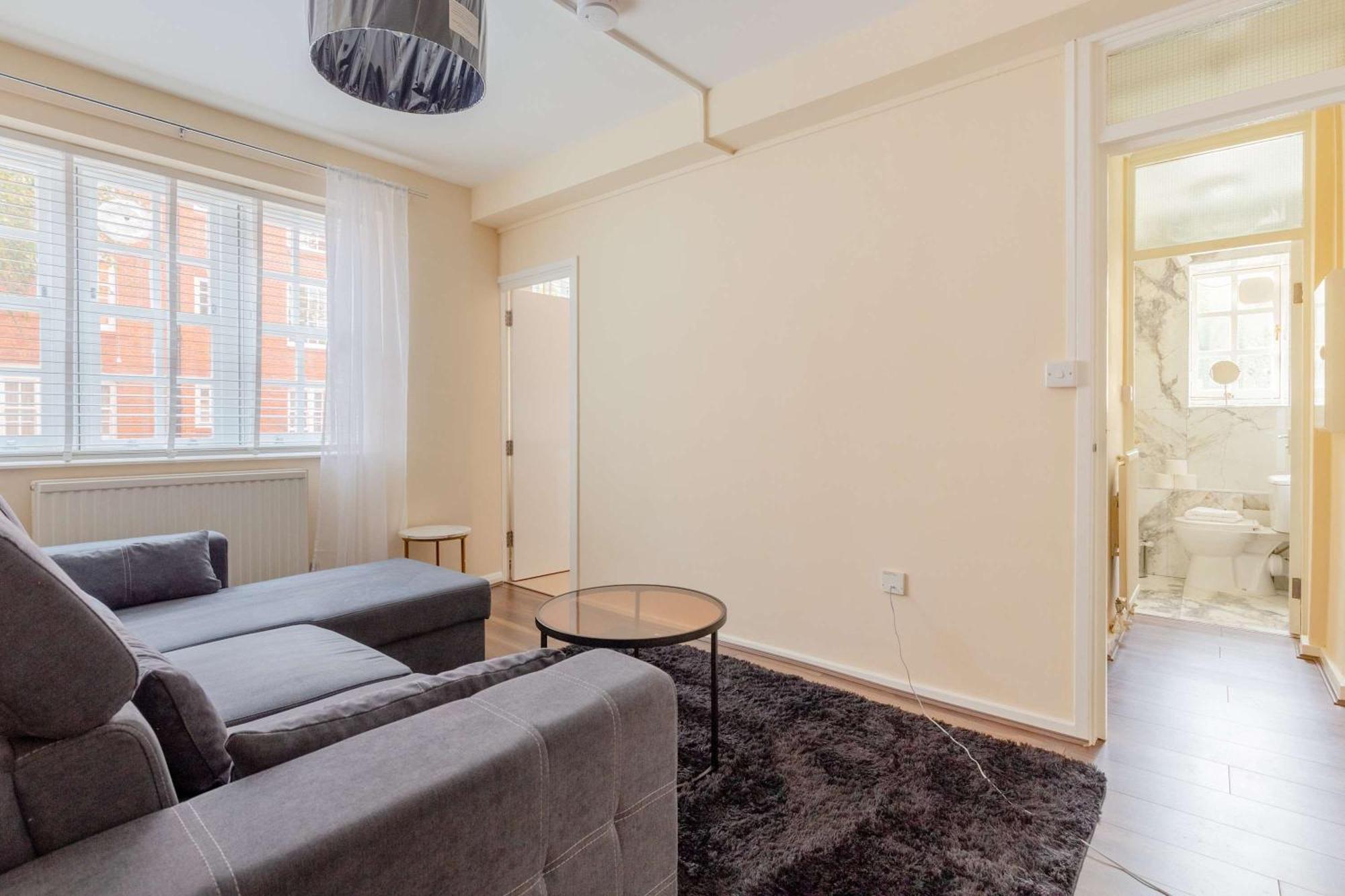 Stylish 1bd Flat Near Iconic Landmarks London