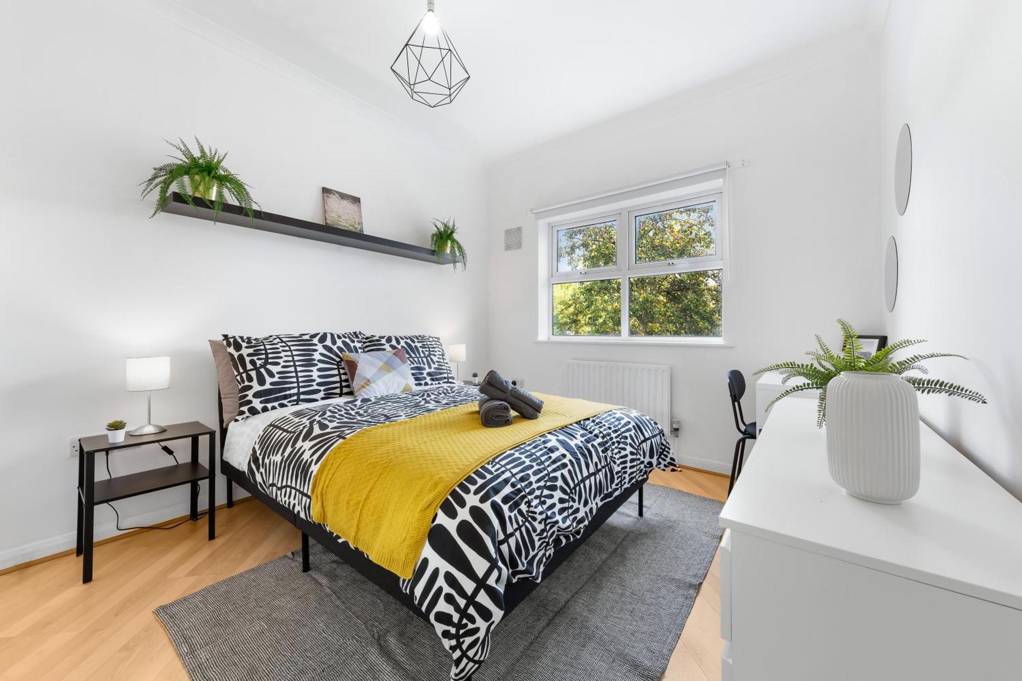 Cozylease 3br In Canary Wharf,garden,gym,workspace London