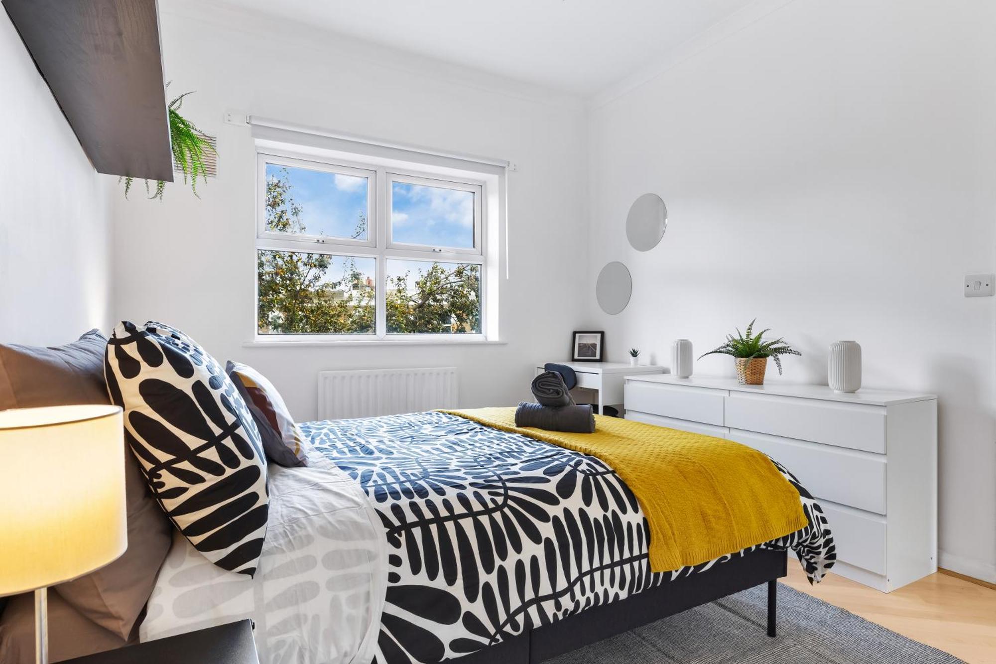 Cozylease 3br In Canary Wharf,garden,gym,workspace London
