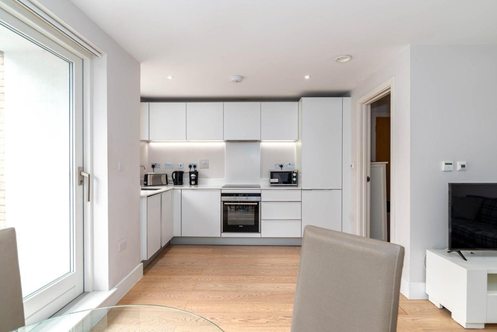 Appartement Guestready - Modern In Southwark Londen