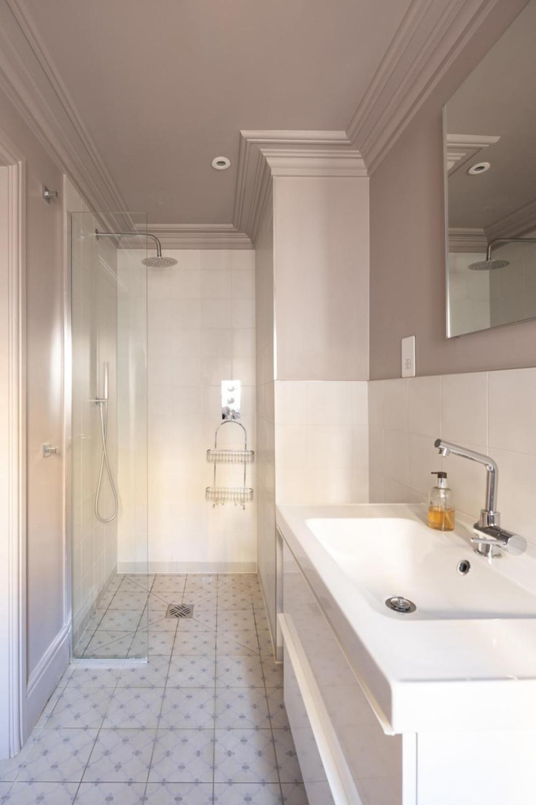 The Cleveland Arms I Apartment London