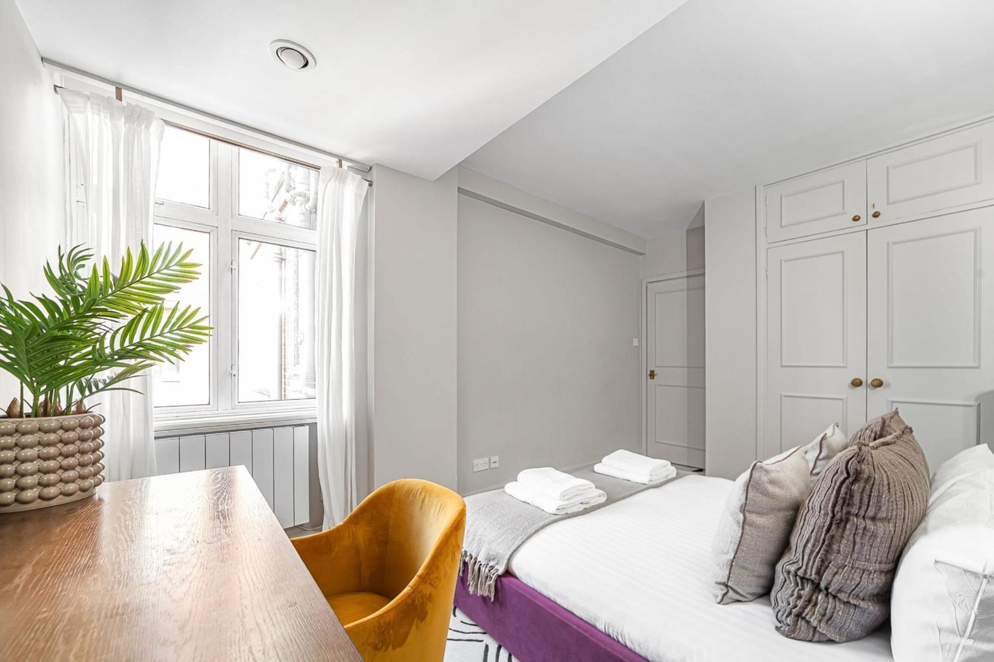 Chic Flat With Stunning Views