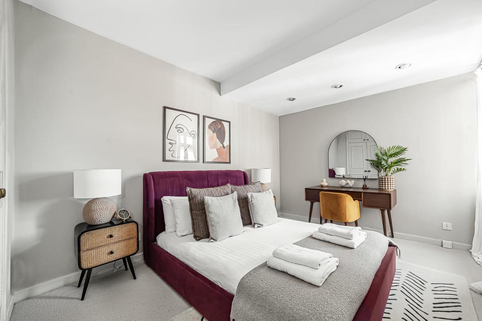 Chic Flat With Stunning Views Apartment London