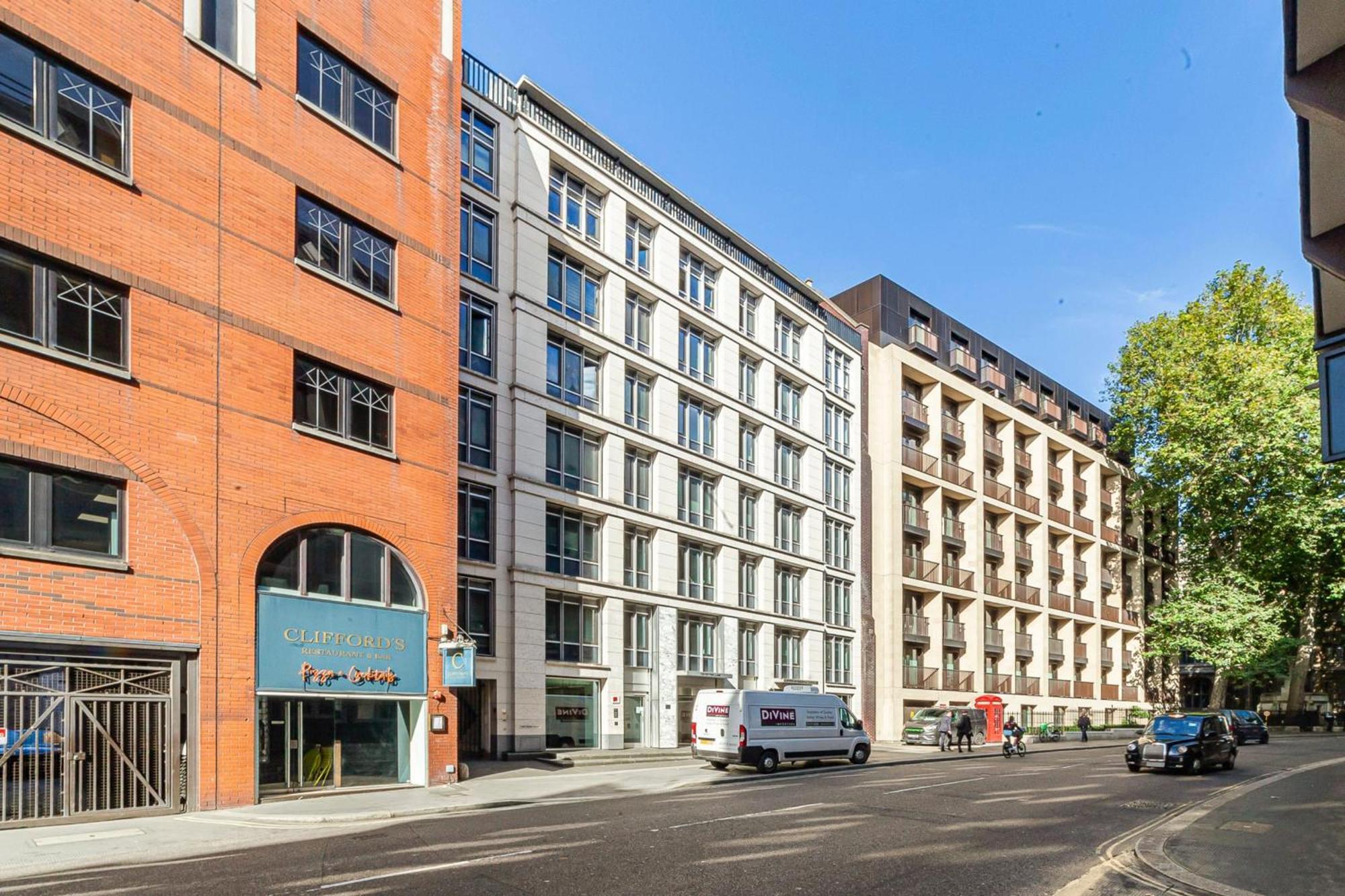 Chic Flat With Stunning Views Apartment London