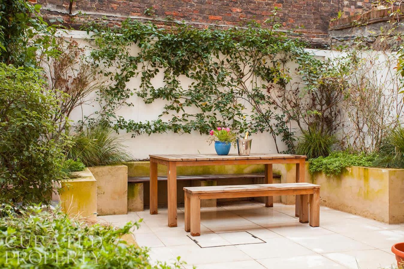 Luxury 2-bed Marylebone Georgian House With Private Garden & Office Apartment