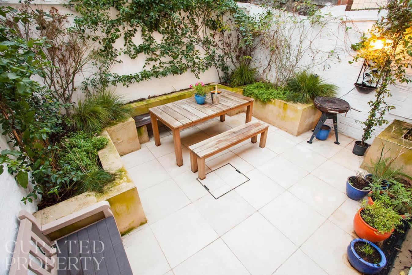 Luxury 2-bed Marylebone Georgian House With Private Garden & Office London