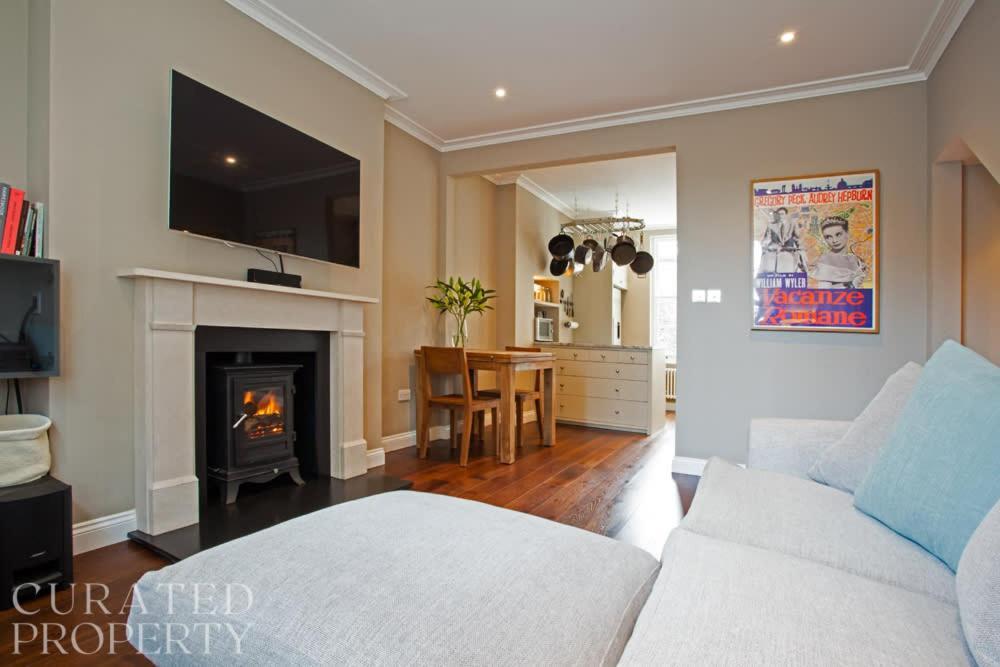 Luxury 2-bed Marylebone Georgian House With Private Garden & Office *