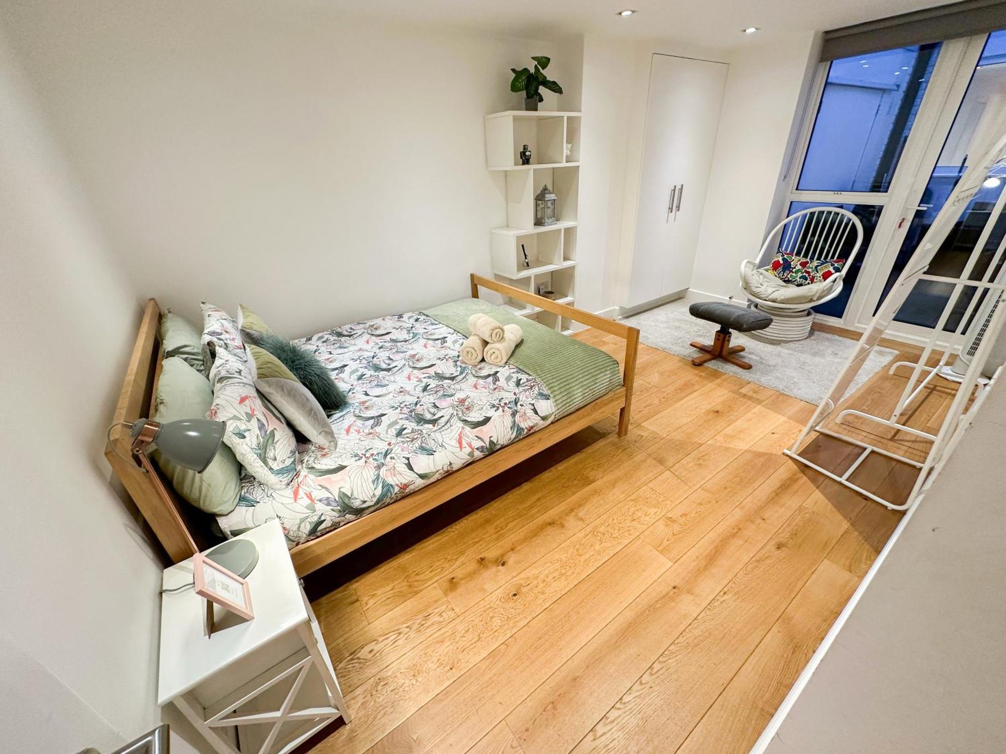 Chic 3 Bedroom Flat With Private Terrace In Holloway Near Finsbury Park Leilighet