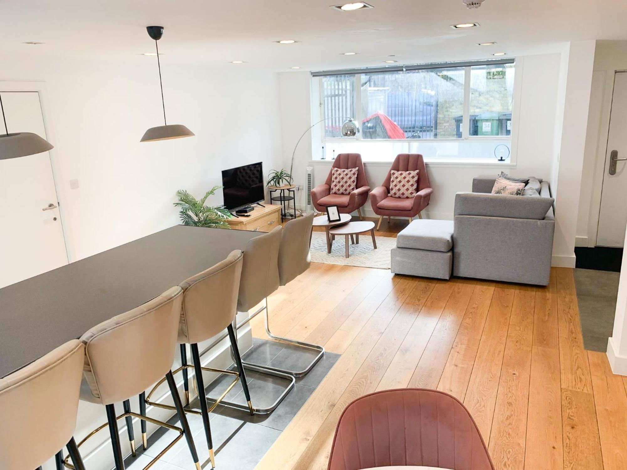 Chic 3 Bedroom Flat With Private Terrace In Holloway Near Finsbury Park Leilighet