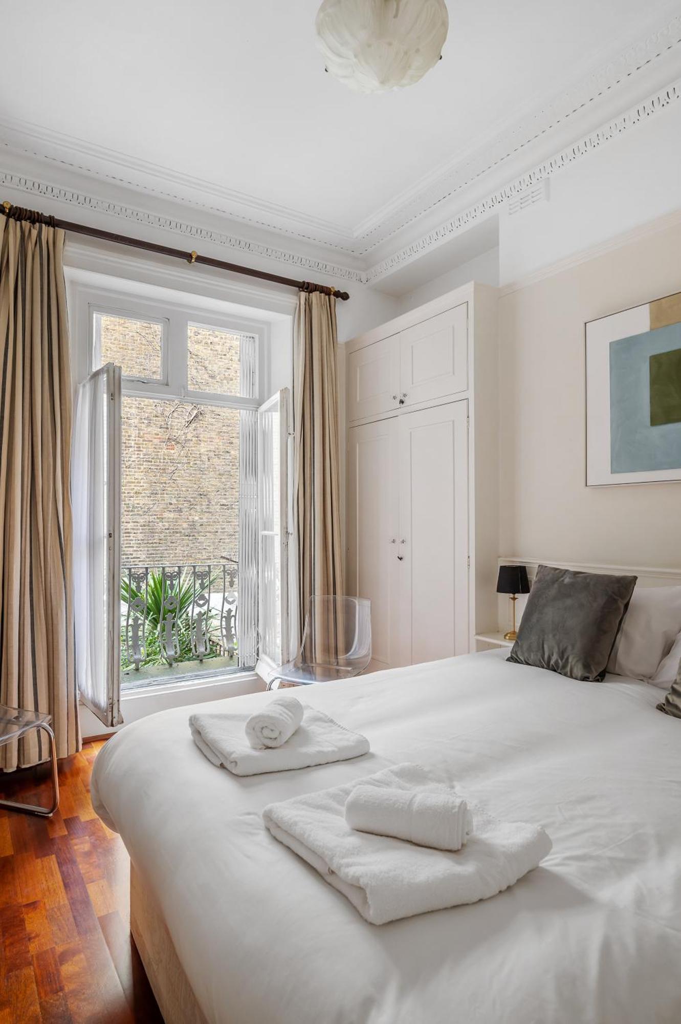 1bed Flat In Earl's Court Apartment London