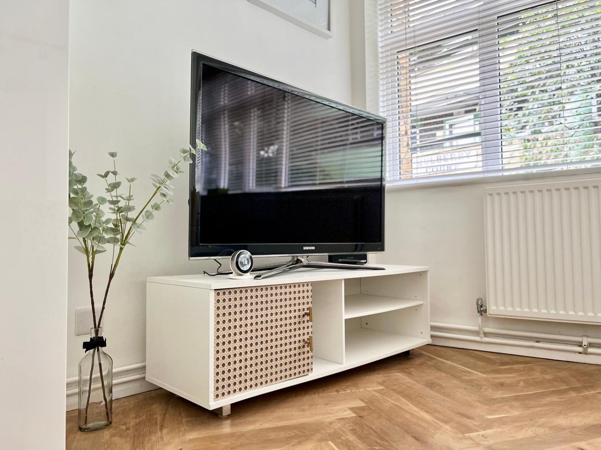 Urban Oasis In The Angel, Islington Apartment London