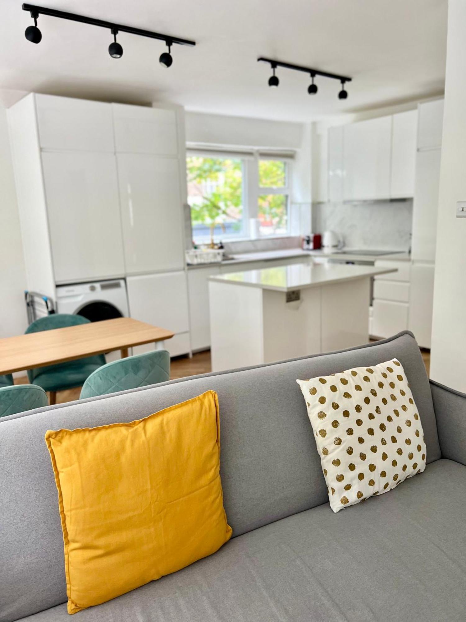 Apartment Urban Oasis In The Angel, Islington *
