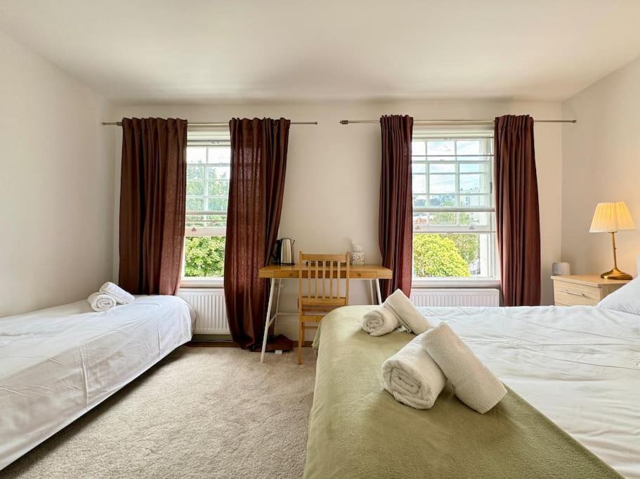 Roomy In King's Cross Apartment