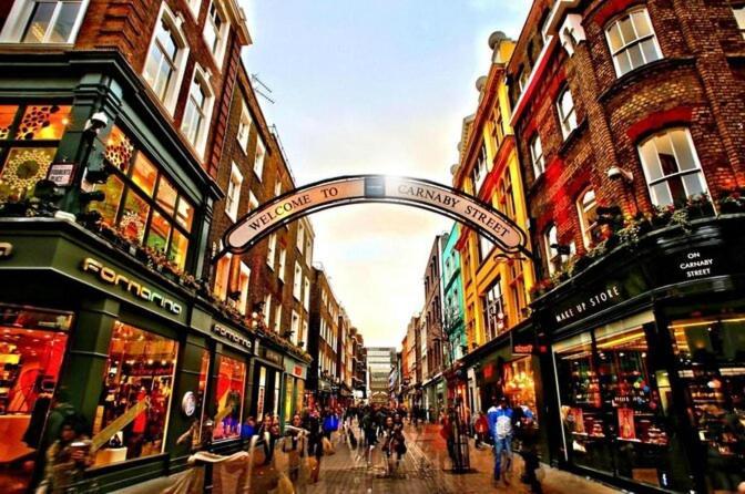 Leilighet Double Bedroom With Shared Bathroom Stunning Location London