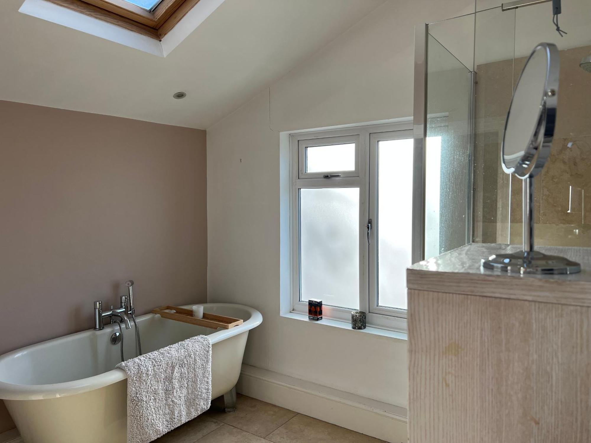 Luxury Maisonette In Location Appartement