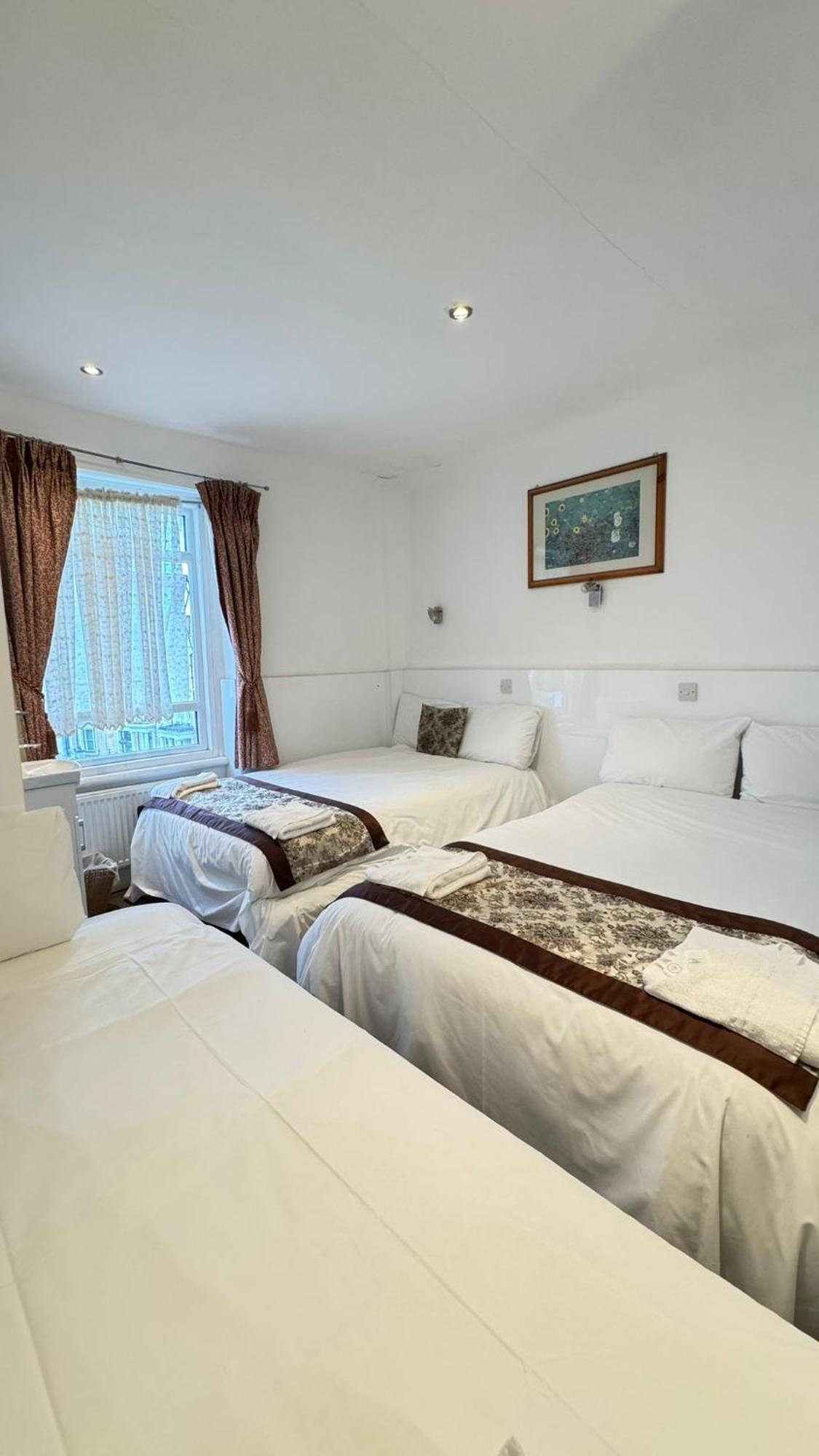 Earls Court Guest house