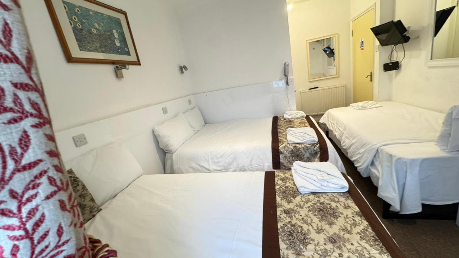 Earls Court Guest house London